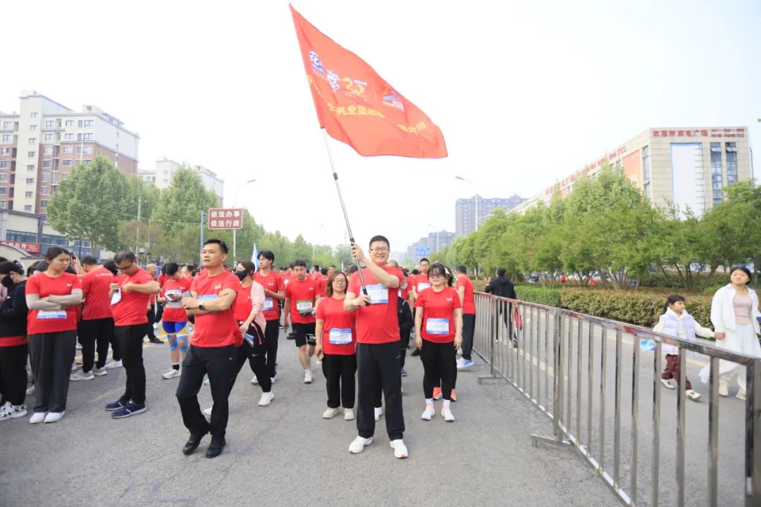 砥礪初心使命，汲取奮進(jìn)力量丨花花牛乳業(yè)集團(tuán)黨委組織開(kāi)展學(xué)習(xí)“焦裕祿精神”主題黨日活動(dòng)