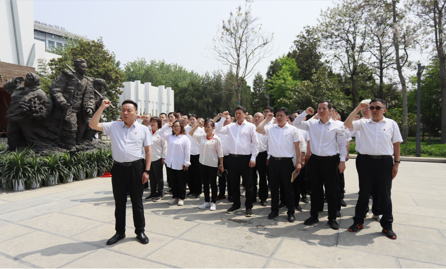 砥礪初心使命，汲取奮進(jìn)力量丨花花牛乳業(yè)集團(tuán)黨委組織開(kāi)展學(xué)習(xí)“焦裕祿精神”主題黨日活動(dòng)