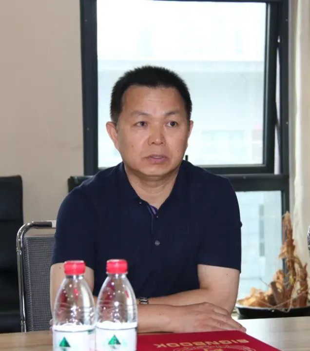 愛心奶情系學(xué)子，公益情溫暖人心—河南花花牛乳業(yè)集團(tuán)助力基金會“圓夢計(jì)劃?一杯奶”公益項(xiàng)目，愛心捐贈善款50萬元！